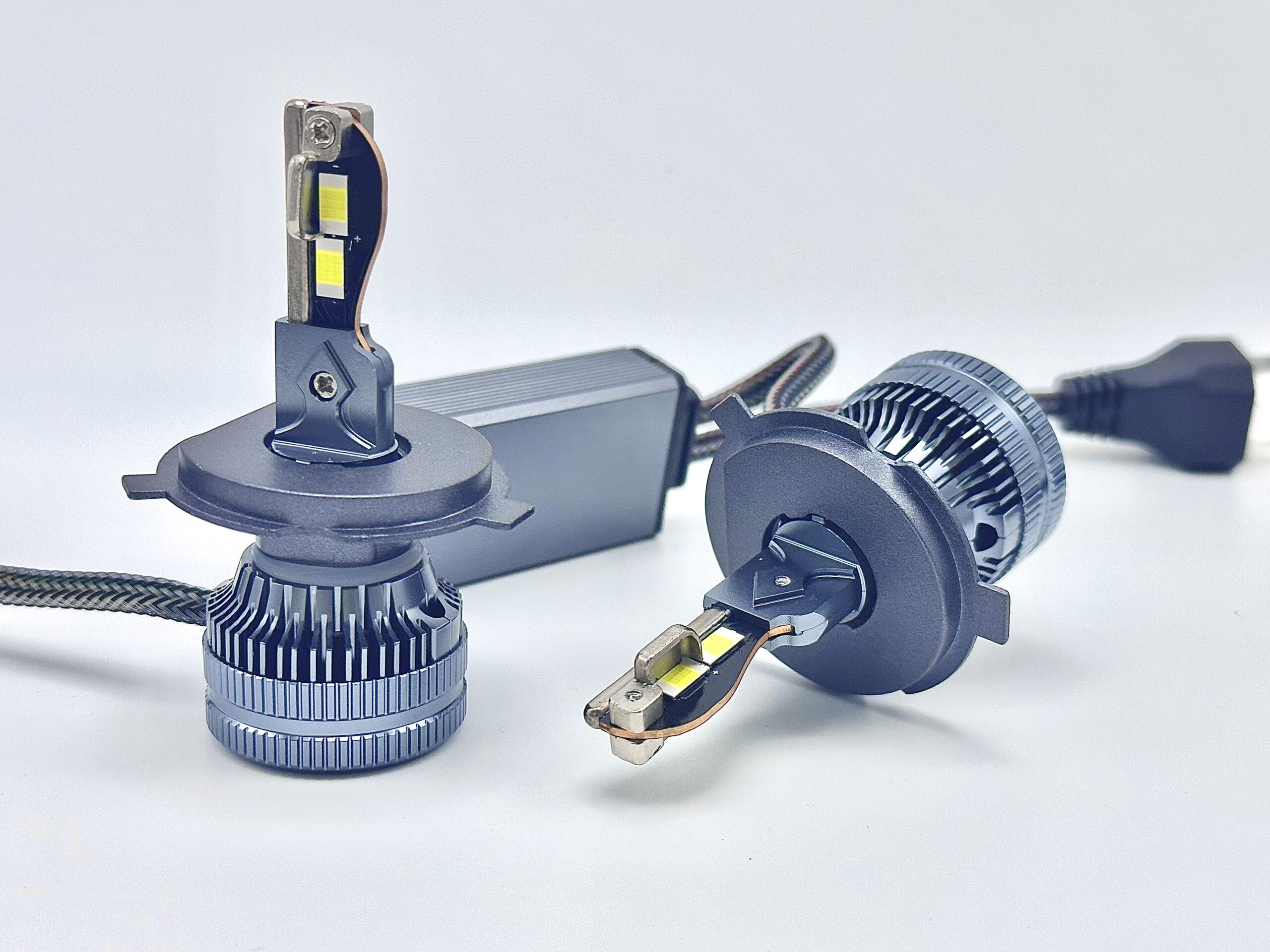 L18 Wide-Voltage Series