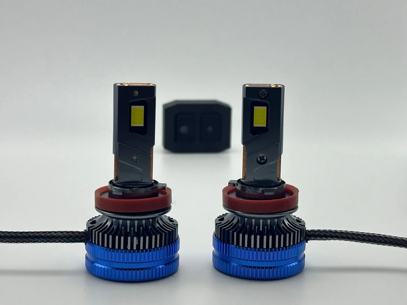 lezen m35 300w h1 led headlight bulb.webp