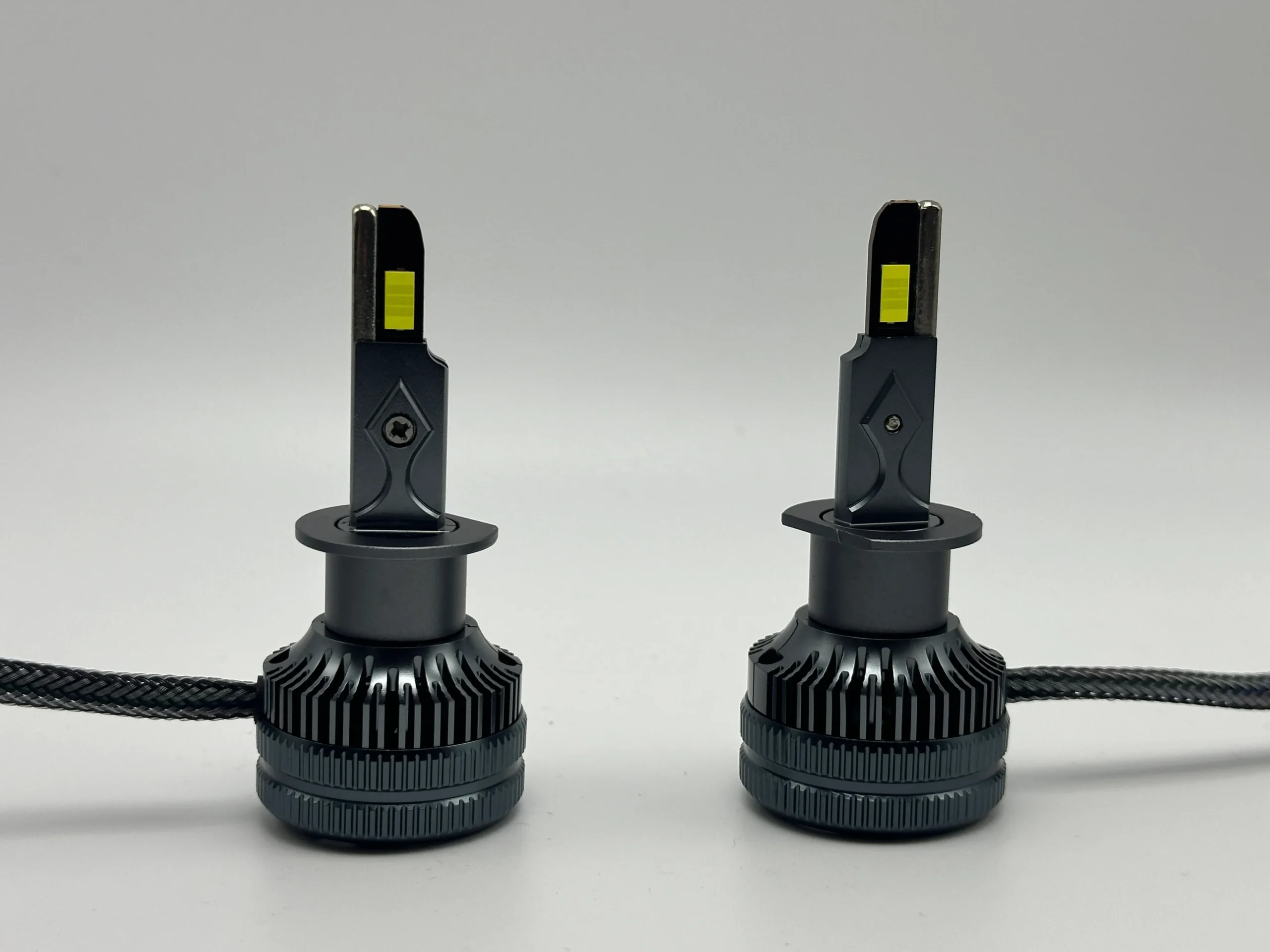 L18 H1 LED Bulb