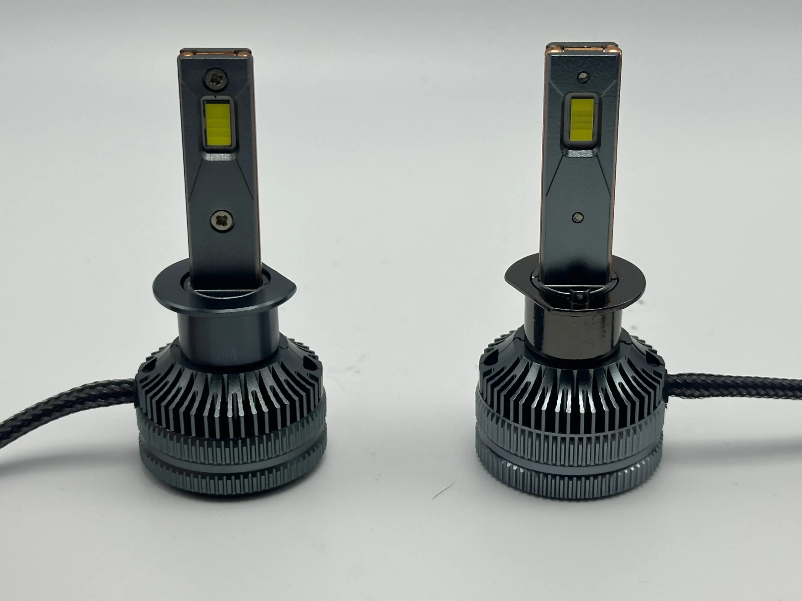 V2 H1 LED Bulb