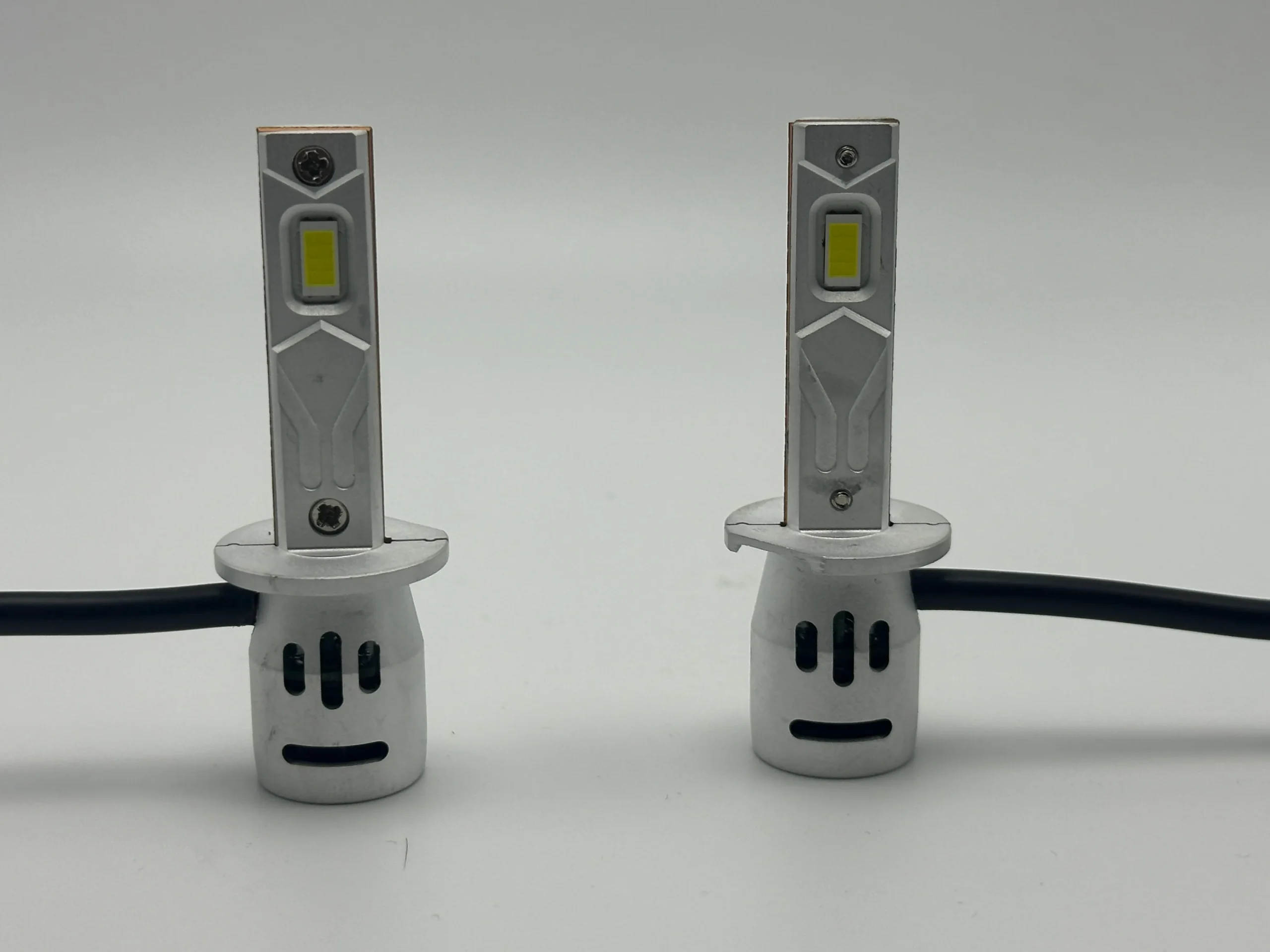 M38S H1 LED Bulb
