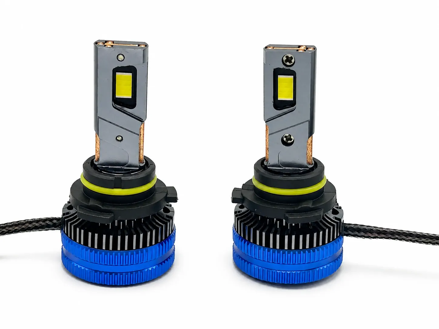 M35 Series 9006 LED Bulb